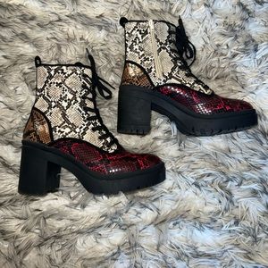 Multi-Snake Print Heeled Chunky Boot US8